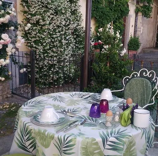 Papillon Bed & Breakfast
