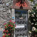 Papillon Bed & Breakfast 3*