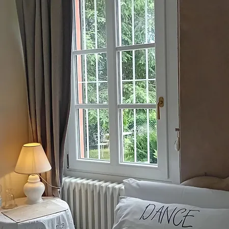 Papillon Oda ve Kahvaltı Perledo
